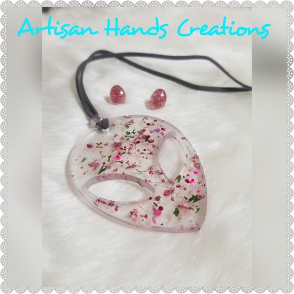 UFO pendant whit preserve flowers - Picture 1 of 2